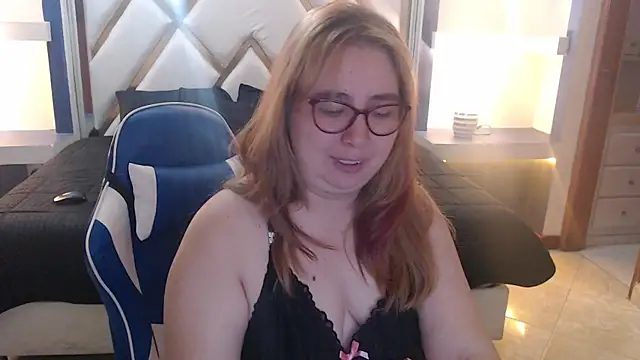 chloe prg online show from 08.04.26