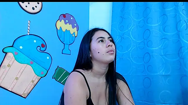 Snapshot of sweetfantacies18 chatting on 03.06.25 sweetfantacies18 online show from 03.06.25