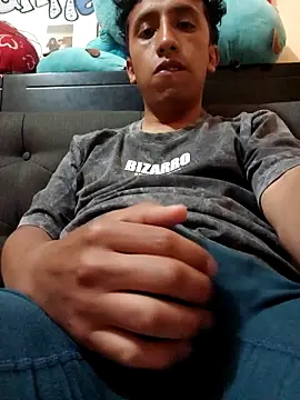 Snapshot of Alex-col chatting on 11.08.25 Alex-col online show from 11.08.25