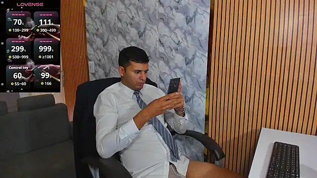 Hideintheoffice online show from 12.19.25