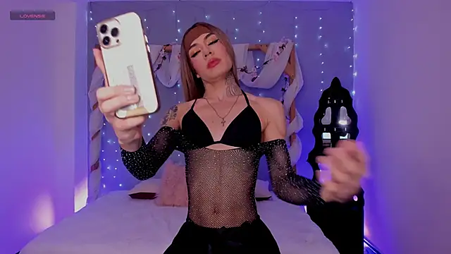 Camillesanto online show from 02.21.25