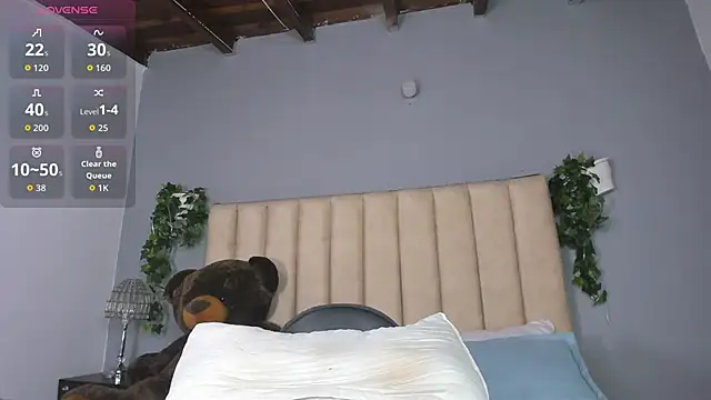 Camillesanto online show from 10.09.25