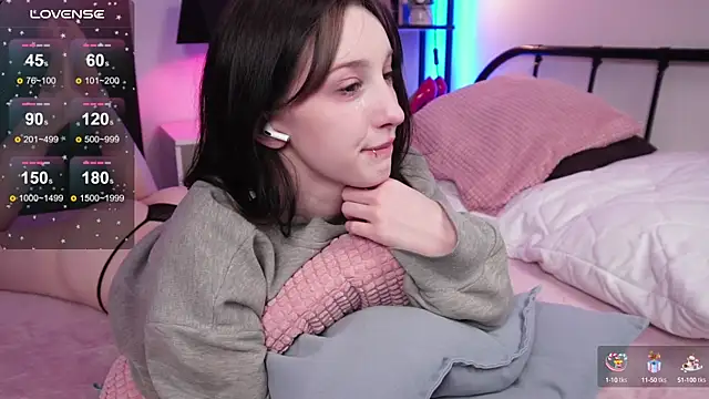 Lissa Meow  online show from 03.03.25