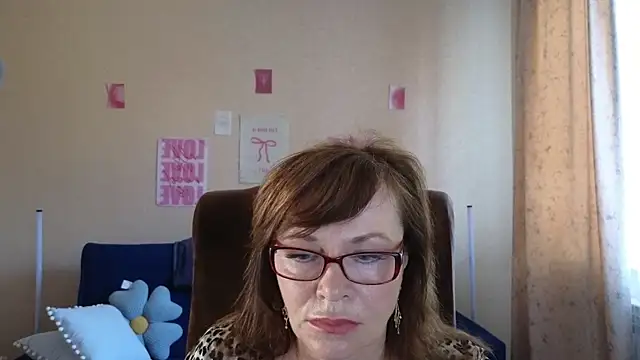 Miss Moren online show from 08.08.26