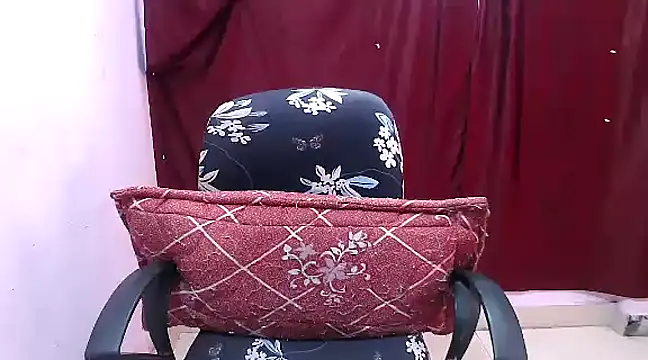 Snapshot of Liza-rani chatting on 01.22.25 Liza-rani online show from 01.22.25