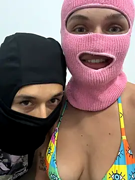 Snapshot of Nikki_Hoee chatting on 10.17.25 Nikki Hoee online show from 10.17.25