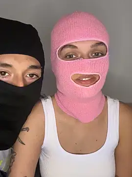 Snapshot of Nikki_Hoee chatting on 10.19.25 Nikki Hoee online show from 10.19.25