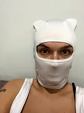 Snapshot of Nikki_Hoee chatting on 11.21.25 Nikki Hoee online show from 11.21.25