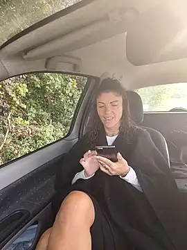 Snapshot of sansan2411 chatting on 10.14.25 sansan2411 online show from 10.14.25