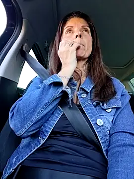 Snapshot of sansan2411 chatting on 10.18.25 sansan2411 online show from 10.18.25