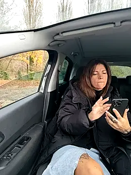 Snapshot of sansan2411 chatting on 11.02.25 sansan2411 online show from 11.02.25