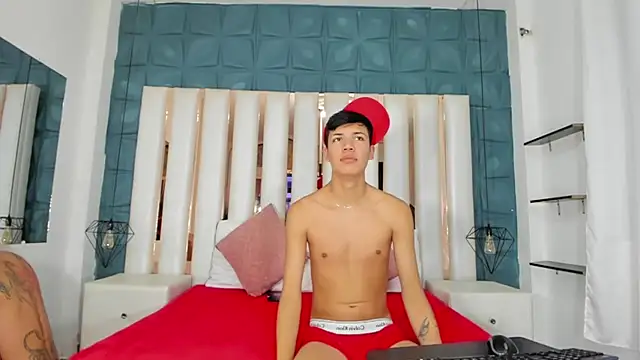 Snapshot of Angel_xxx chatting on 02.07.25 Angel xxx online show from 02.07.25