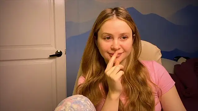 IlonaMurf online show from 10.20.25