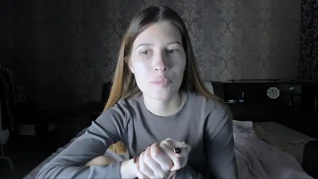 Snapshot of Agnes_Allenn chatting on 11.13.25 Agnes Allenn online show from 11.13.25