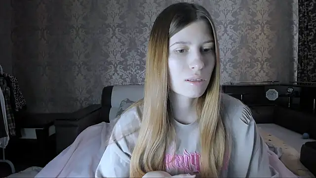 Snapshot of Agnes_Allenn chatting on 11.16.25 Agnes Allenn online show from 11.16.25