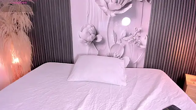RoseCassie online show from 07.09.26