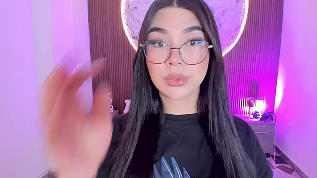 RoseCassie online show from 07.15.26