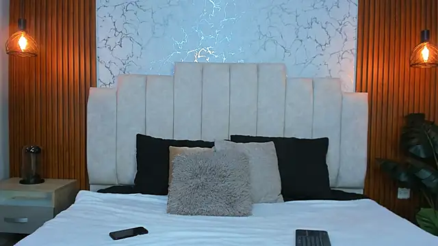 AinaraJimenez online show from 02.10.25