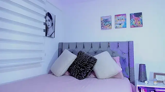 Sara Leblanc online show from 02.05.25