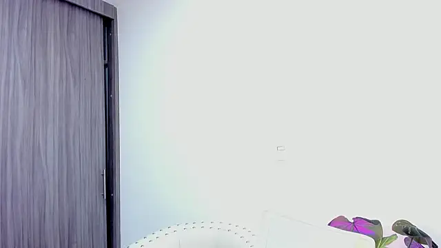 Sara Leblanc online show from 02.21.25