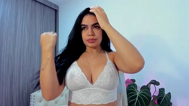 Sara Leblanc online show from 10.03.25