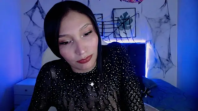 Snapshot of mia_collens chatting on 10.31.25 mia collens online show from 10.31.25