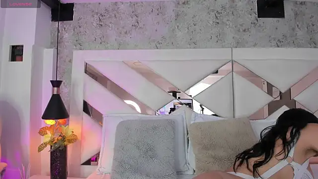 Snapshot of yessica_monteiro chatting on 01.16.25 yessica monteiro online show from 01.16.25