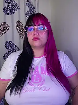 Pinky-Flower online show from 02.15.25