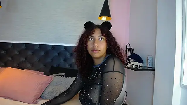 lauraltt online show from 02.19.25