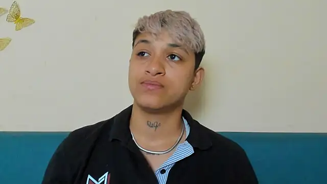 Snapshot of Dominick_jones chatting on 09.16.25 Dominick jones online show from 09.16.25