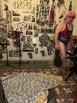 NikkelSofia online show from 02.13.25