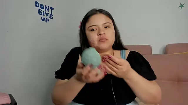 lizzie c online show from 05.09.26