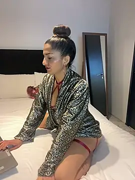 AlejandritaMilano online show from 03.21.26