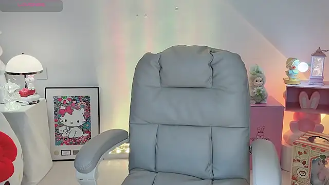 Snapshot of Irene--- chatting on 08.06.26 Irene--- online show from 08.06.26