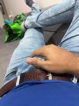 Snapshot of Nil_Talreja chatting on 01.25.25 Nil Talreja online show from 01.25.25