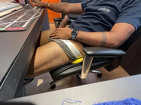 Snapshot of Nil_Talreja chatting on 02.10.26 Nil Talreja online show from 02.10.26