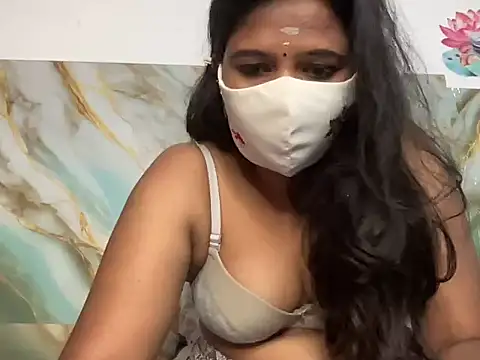 Tamil Sanjana  online show from 12.14.25