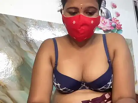 Snapshot of Tamil_Sanjana_ chatting on 12.20.25 Tamil Sanjana online show from 12.20.25