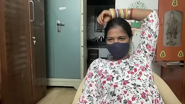 Tamil Sanjana  online show from 07.22.26