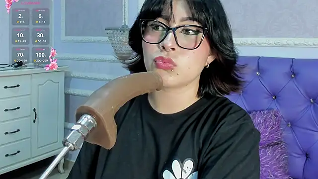 Snapshot of Lily_Martinez chatting on 02.05.26 Lily Martinez online show from 02.05.26