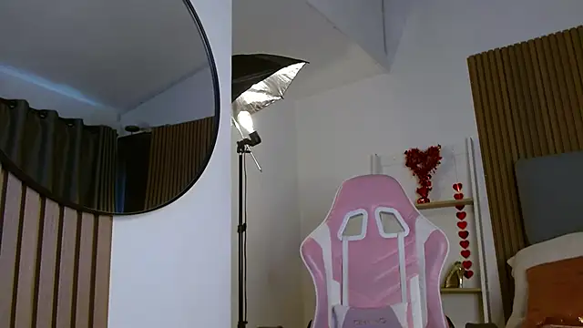 Sienna Blake  online show from 09.20.25