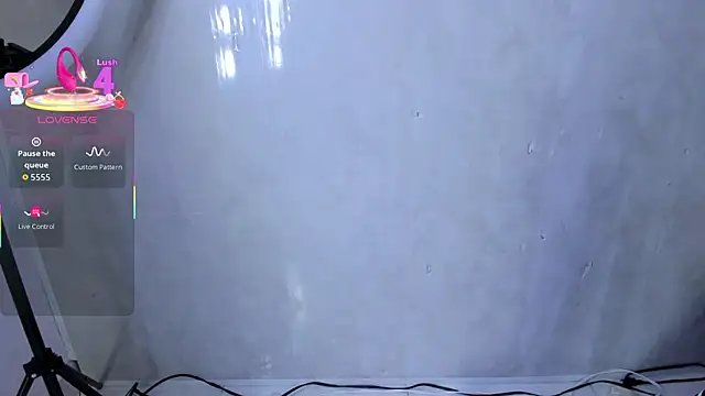 Samantha Good online show from 09.14.25