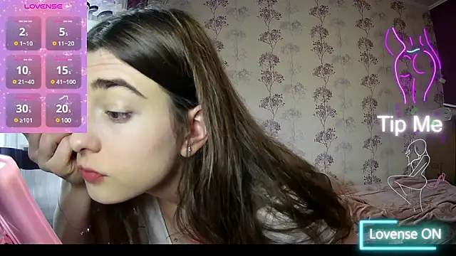 Snapshot of Sofiy_a chatting on 02.05.25 Sofiy a online show from 02.05.25