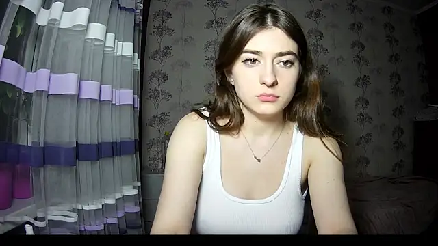 Snapshot of Sofiy_a chatting on 02.08.25 Sofiy a online show from 02.08.25