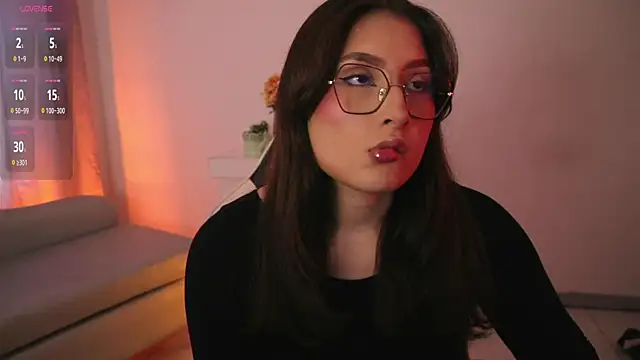 Daisha Riley online show from 05.05.26