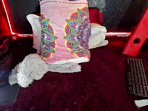 Snapshot of katizaldana chatting on 02.26.25 katizaldana online show from 02.26.25