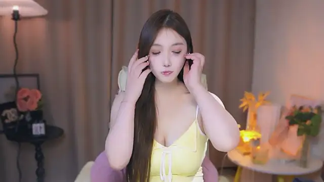 Snapshot of zhdhdbdkx chatting on 12.22.24 zhdhdbdkx online show from 12.22.24