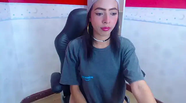 Crystal Walls online show from 12.19.24