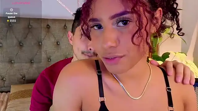 Snapshot of charlottee_white chatting on 06.19.26 charlottee white online show from 06.19.26