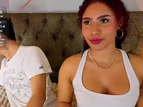 Snapshot of charlottee_white chatting on 07.23.26 charlottee white online show from 07.23.26